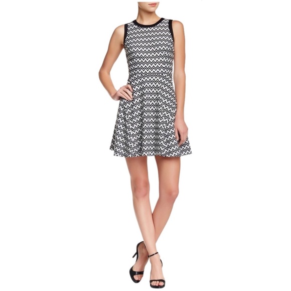 Trina Turk Dresses & Skirts - 🆕 trina Trina Turk Dress Medium